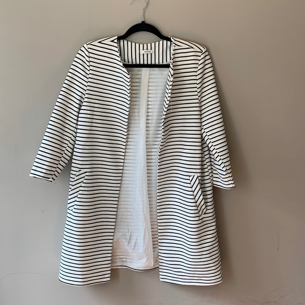 Black & White Striped Long Blazer/Jacket